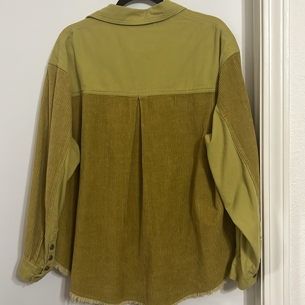 Thread & Supply Shacket. - Picture 10 of 11
